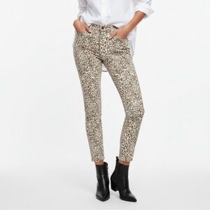 WHITE HOUSE BLACK MARKET Leopard Print Crop Skinny Pants Women’s Jeans 4 NWT NEW